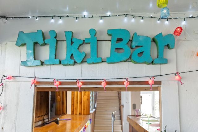 4021 Las Palmas Street, Galveston, TX 77554