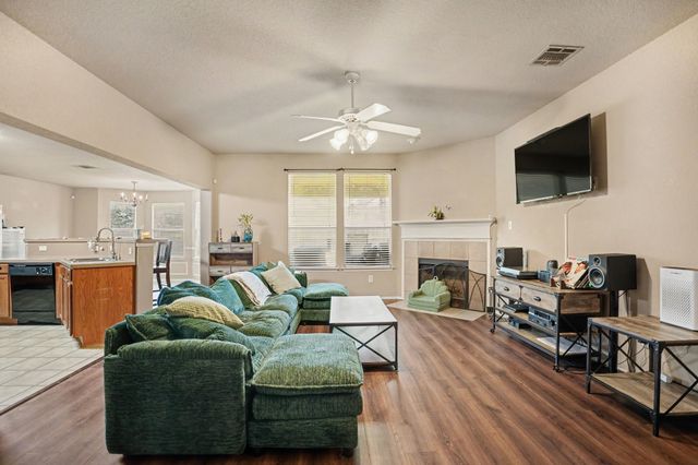 3421 Oxford Street, Midlothian, TX 76065