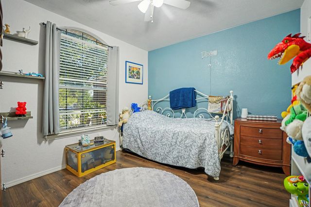 3421 Oxford Street, Midlothian, TX 76065