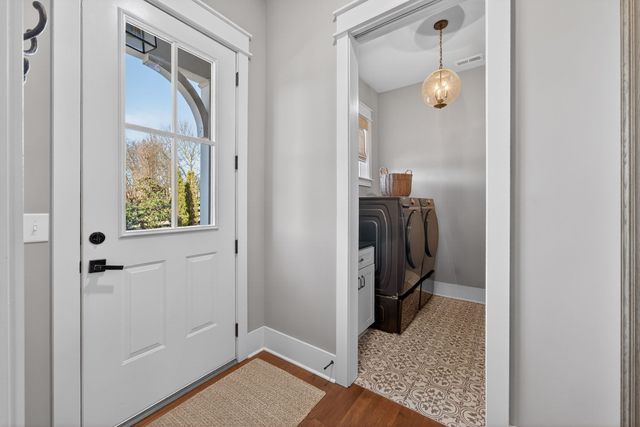 998 Spruce Ridge Ln, Spring Hill, TN 37174