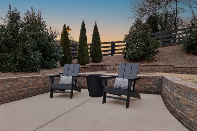 998 Spruce Ridge Ln, Spring Hill, TN 37174