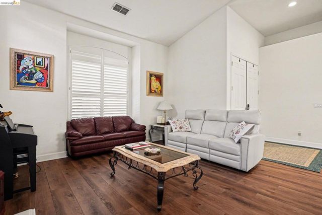 6007 Westside Dr, San Ramon, CA 94583