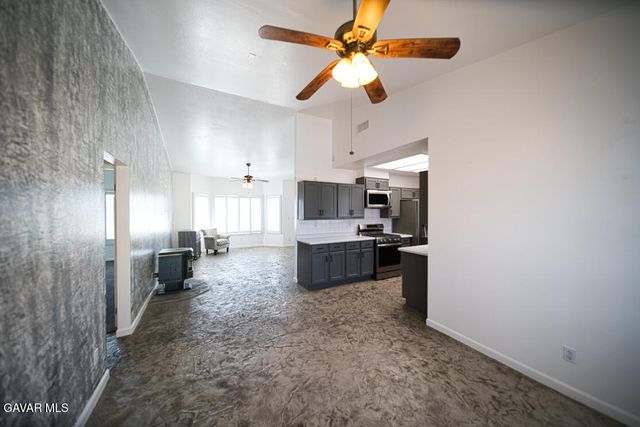 8447 Fernwood Avenue, California City, CA 93505