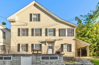 78 Grove St, Clinton, MA 01510