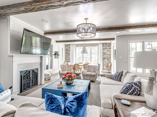 53 Ridgeline Road, Carlton Landing, OK 74432