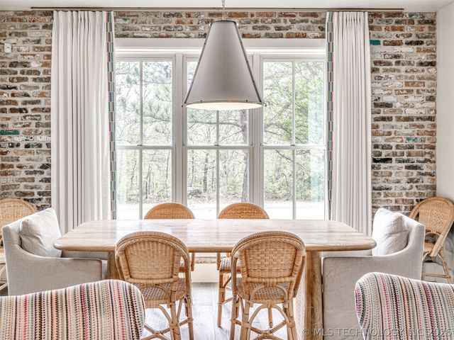 53 Ridgeline Road, Carlton Landing, OK 74432