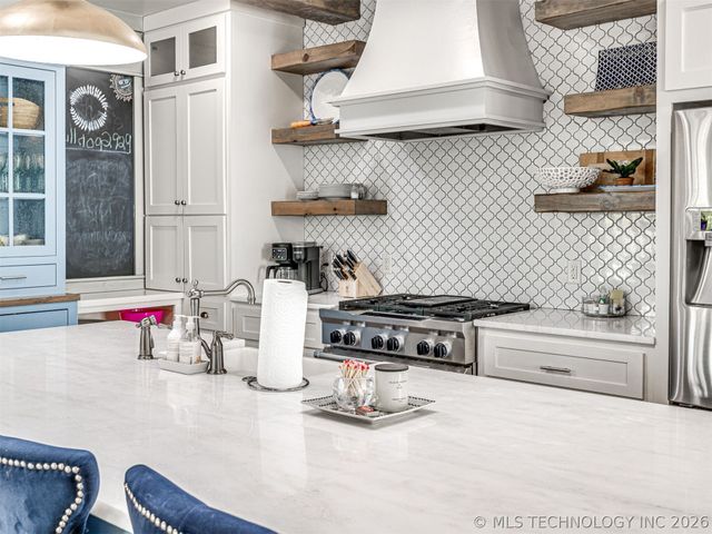 53 Ridgeline Road, Carlton Landing, OK 74432