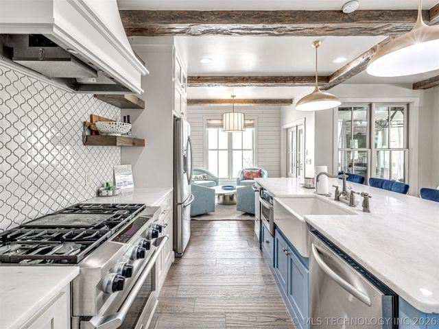 53 Ridgeline Road, Carlton Landing, OK 74432