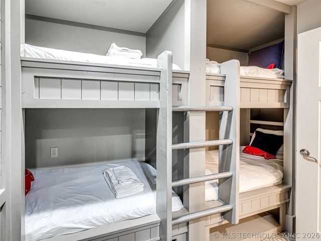 53 Ridgeline Road, Carlton Landing, OK 74432