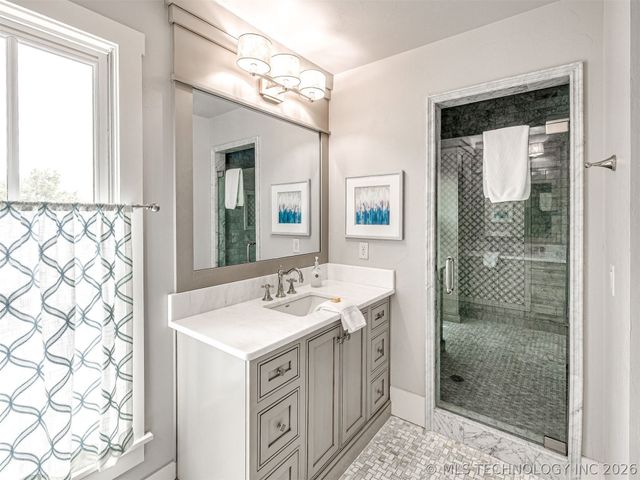 53 Ridgeline Road, Carlton Landing, OK 74432