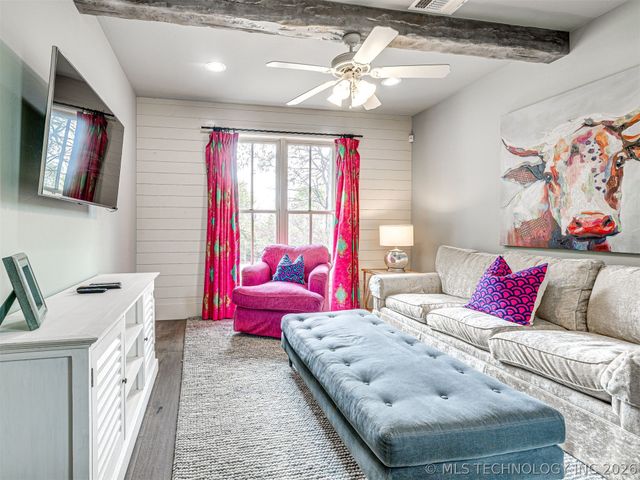 53 Ridgeline Road, Carlton Landing, OK 74432