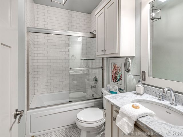 53 Ridgeline Road, Carlton Landing, OK 74432