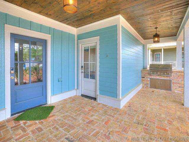 53 Ridgeline Road, Carlton Landing, OK 74432