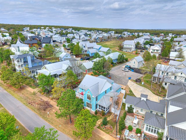 53 Ridgeline Road, Carlton Landing, OK 74432