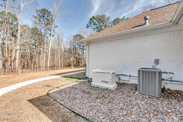 23 Le Bourgeois Drive, Brandon, MS 39047