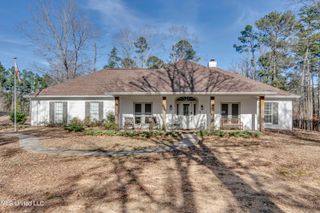 23 Le Bourgeois Drive, Brandon, MS 39047