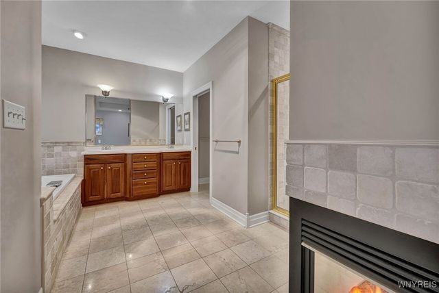 5294 Briercliff Drive, Hamburg, NY 14075