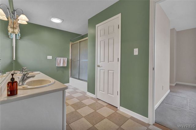 5294 Briercliff Drive, Hamburg, NY 14075