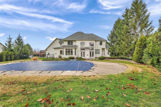 5294 Briercliff Drive, Hamburg, NY 14075