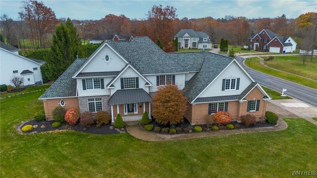 5294 Briercliff Drive, Hamburg, NY 14075