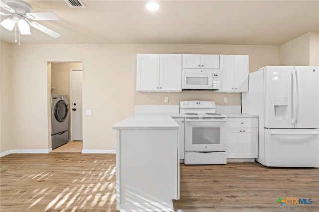 4025 Cypress Court, Schertz, TX 78108