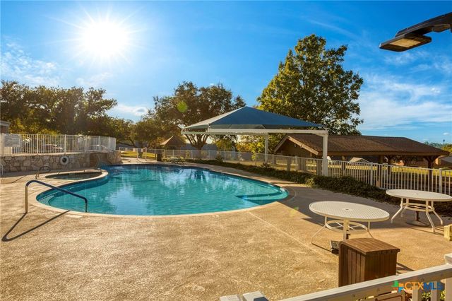 4025 Cypress Court, Schertz, TX 78108