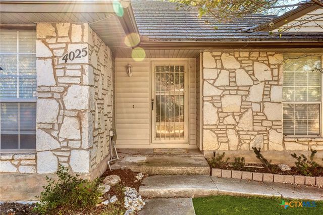 4025 Cypress Court, Schertz, TX 78108