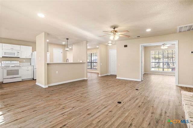 4025 Cypress Court, Schertz, TX 78108