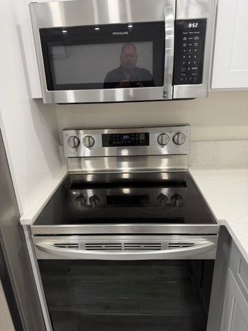 370 E Horizons 203, Boynton Beach, FL 33435