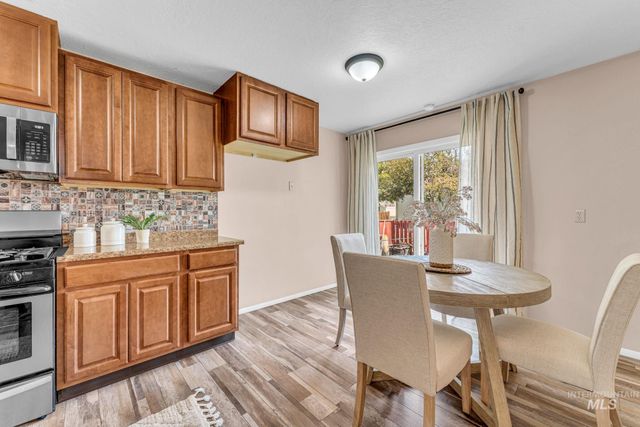 246 Avenida Del Rio Dr, Twin Falls, ID 83301
