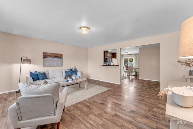246 Avenida Del Rio Dr, Twin Falls, ID 83301