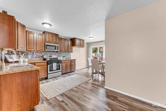 246 Avenida Del Rio Dr, Twin Falls, ID 83301