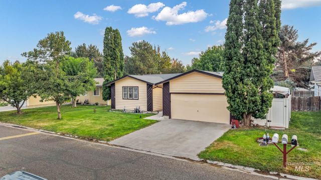246 Avenida Del Rio Dr, Twin Falls, ID 83301