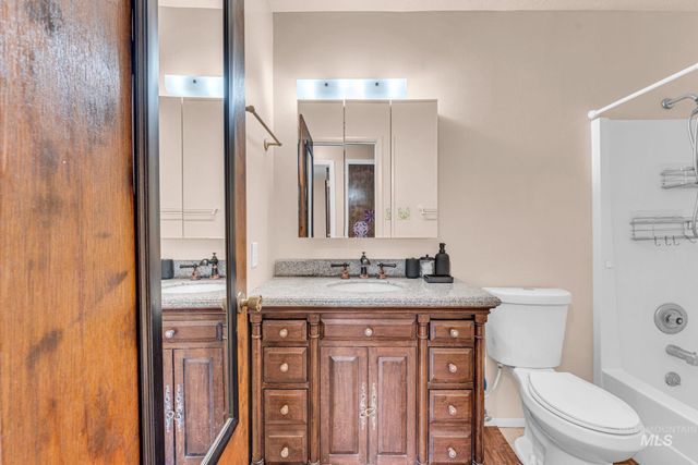 246 Avenida Del Rio Dr, Twin Falls, ID 83301