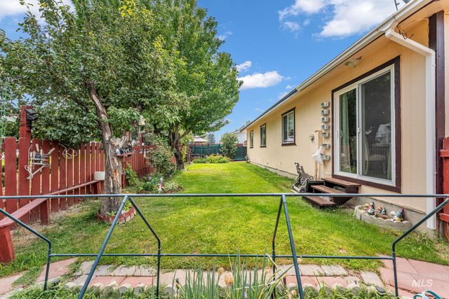 246 Avenida Del Rio Dr, Twin Falls, ID 83301