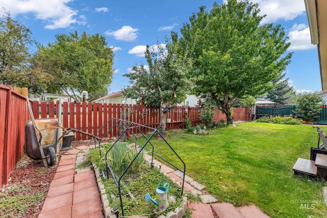 246 Avenida Del Rio Dr, Twin Falls, ID 83301