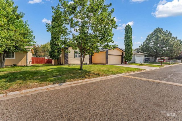 246 Avenida Del Rio Dr, Twin Falls, ID 83301