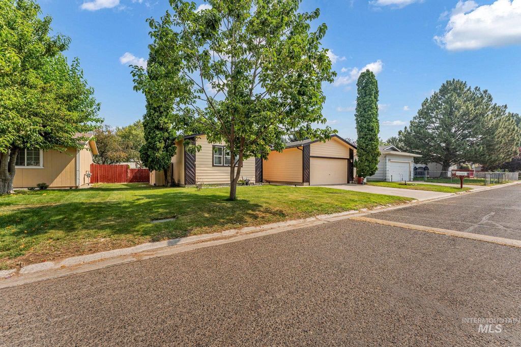 246 Avenida Del Rio Dr, Twin Falls, ID 83301 photo 3