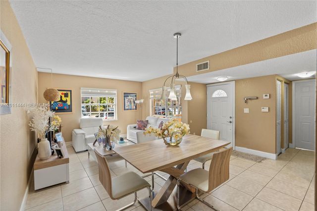 12035 SW 19th Terrace 39, Miami, FL 33175