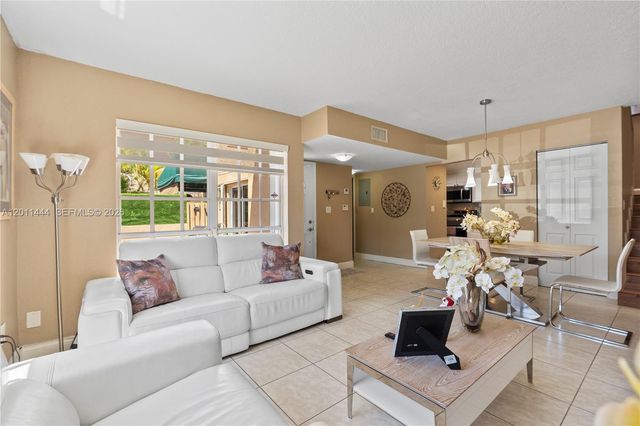 12035 SW 19th Terrace 39, Miami, FL 33175