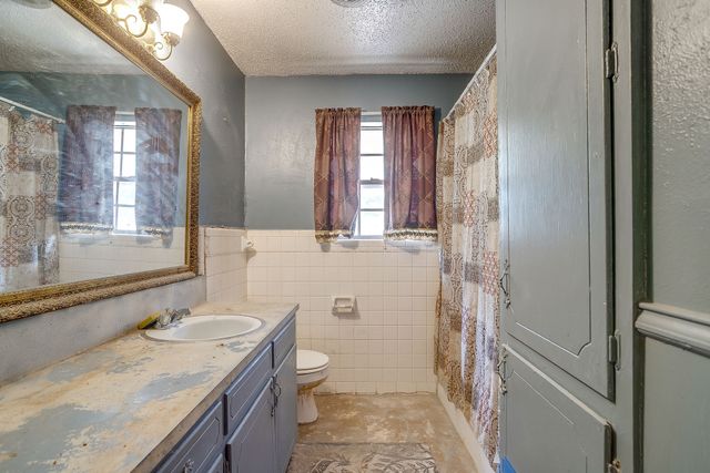4716 E University Drive, Denton, TX 76208