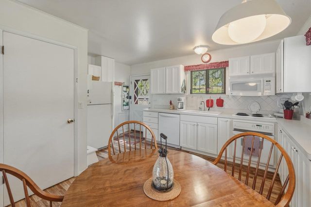 N1845 Wooddale DRIVE, Lake Geneva, WI 53147