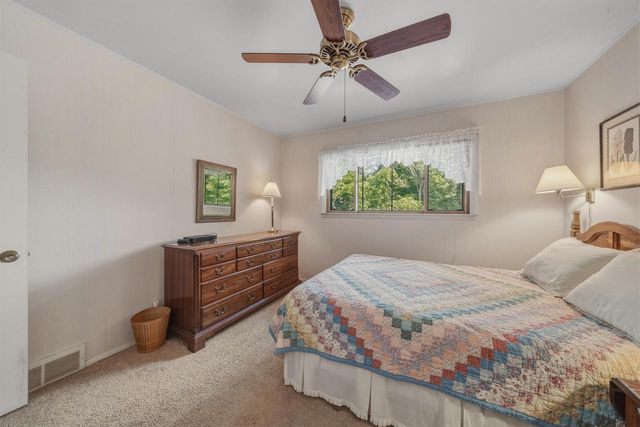 N1845 Wooddale DRIVE, Lake Geneva, WI 53147
