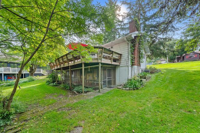 N1845 Wooddale DRIVE, Lake Geneva, WI 53147