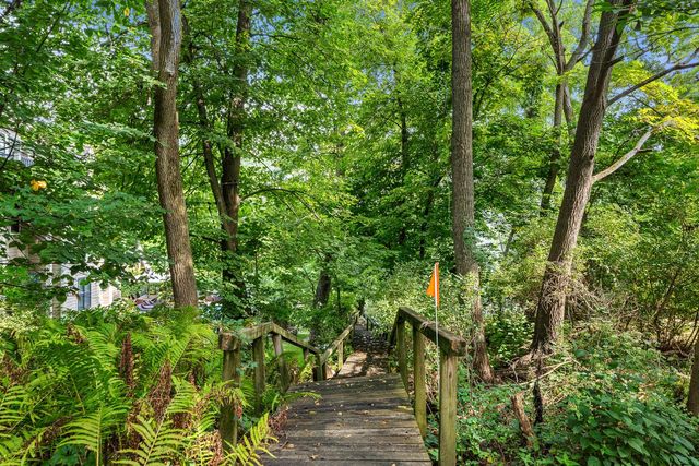 N1845 Wooddale DRIVE, Lake Geneva, WI 53147