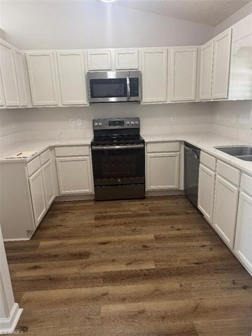 2101 Jefferson Court, Archdale, NC 27263