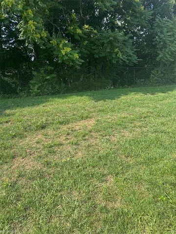 2101 Jefferson Court, Archdale, NC 27263