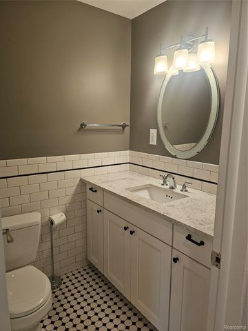 7171 Merrybrook Street, West Bloomfield Charter Township, MI 48322