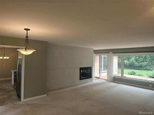 7171 Merrybrook Street, West Bloomfield Charter Township, MI 48322