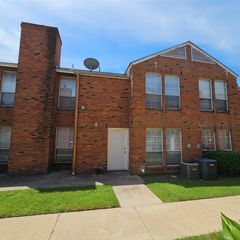 1400 Darr Street C, Irving, TX 75061
